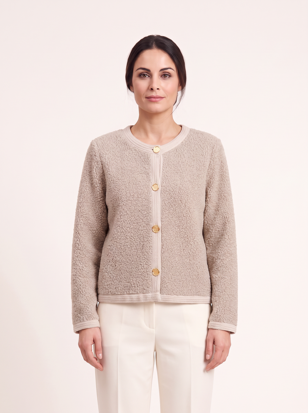 Cardigan corto con bottoni décor — Beige caldo, Sofia, vista frontale