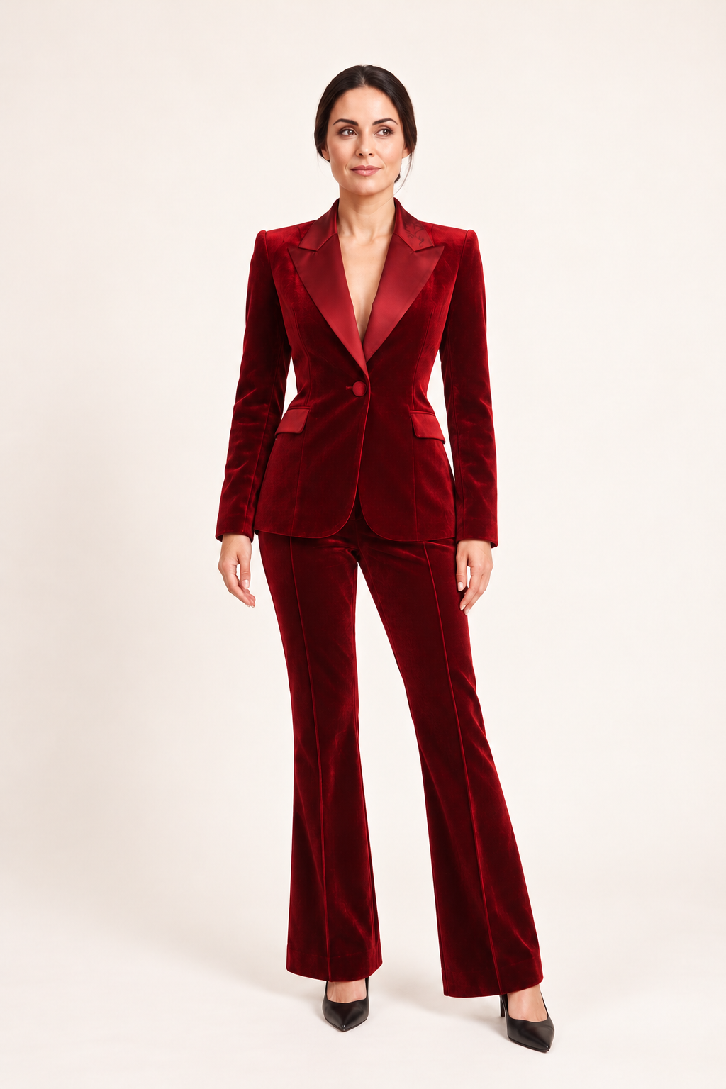 Tailleur in velluto con pantaloni a zampa — Bordeaux, Sofia in movimento