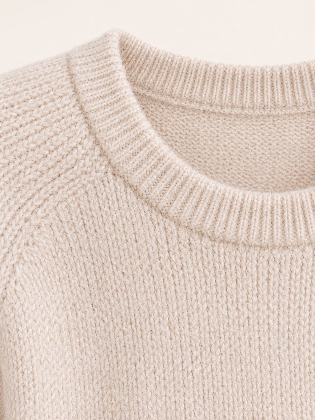 Crew-neck knitted dress — Ivory, neckline detail