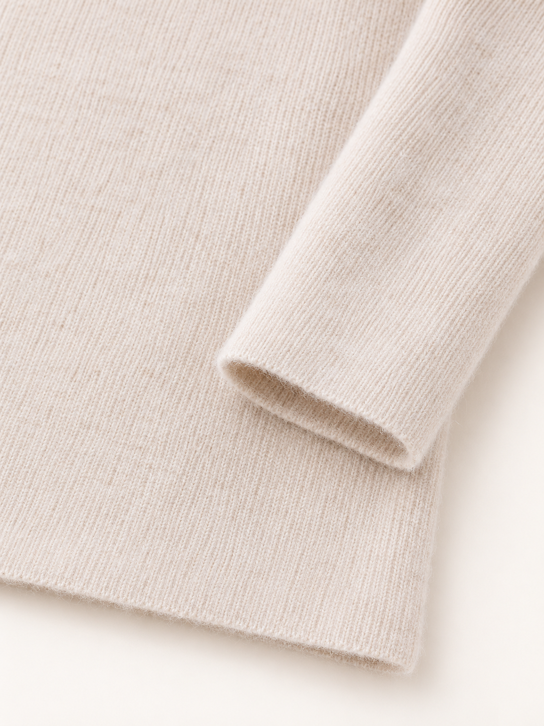 Crew-neck knitted dress — Ivory, finish detail