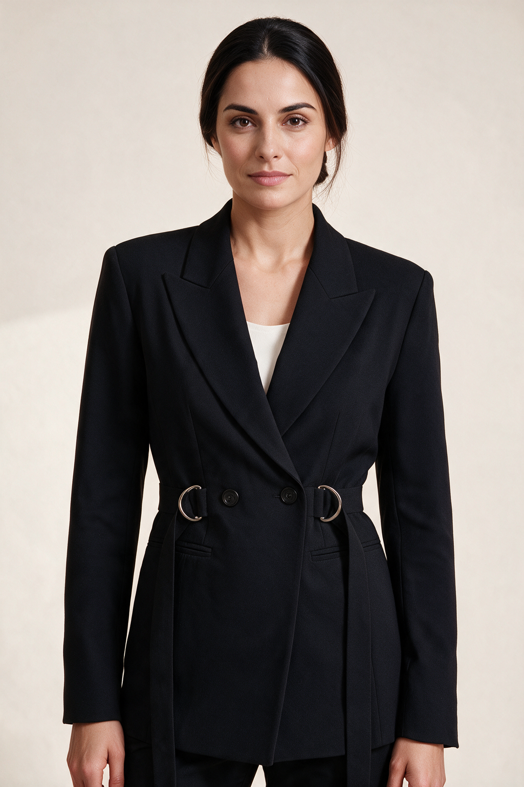 Fitted blazer with straps and rings — Black, worn by Sofia, detail