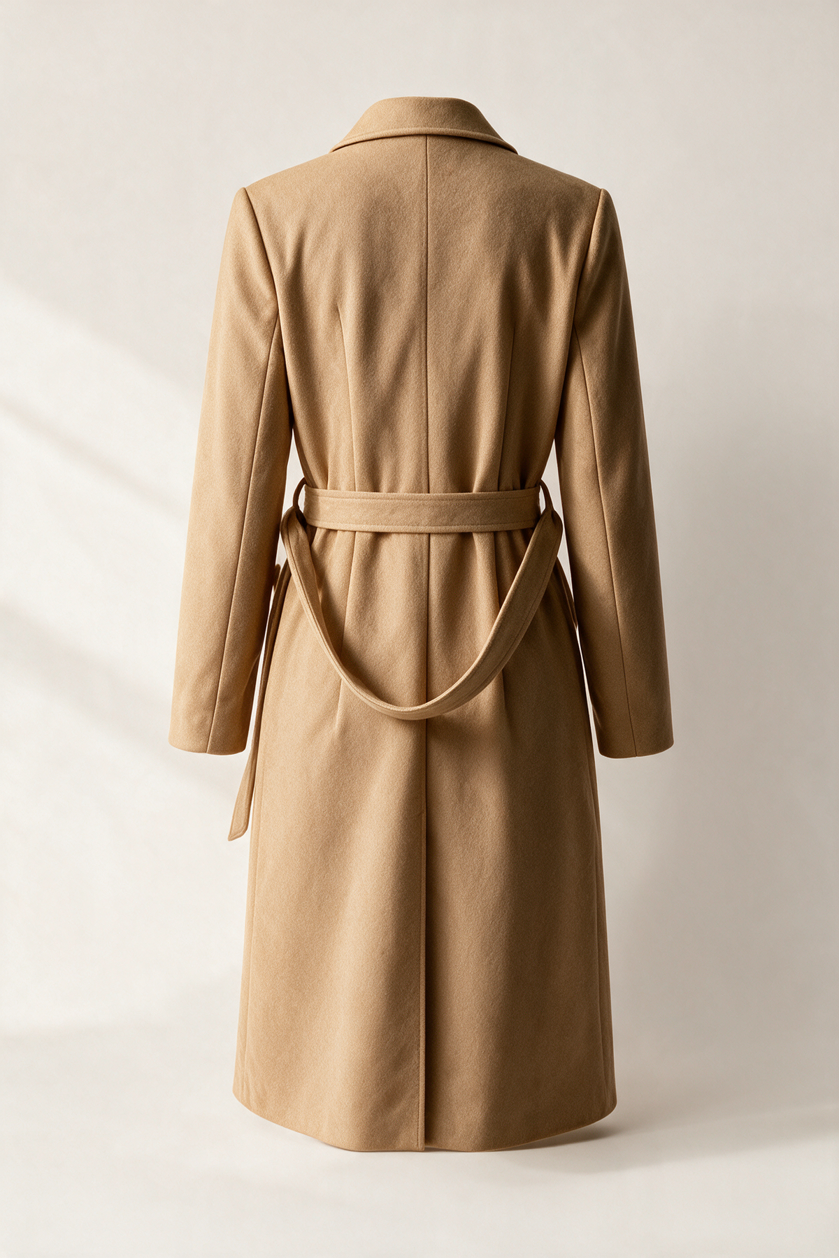 Cappotto con cintura e tasche applicate — Cammello dorato, vista posteriore